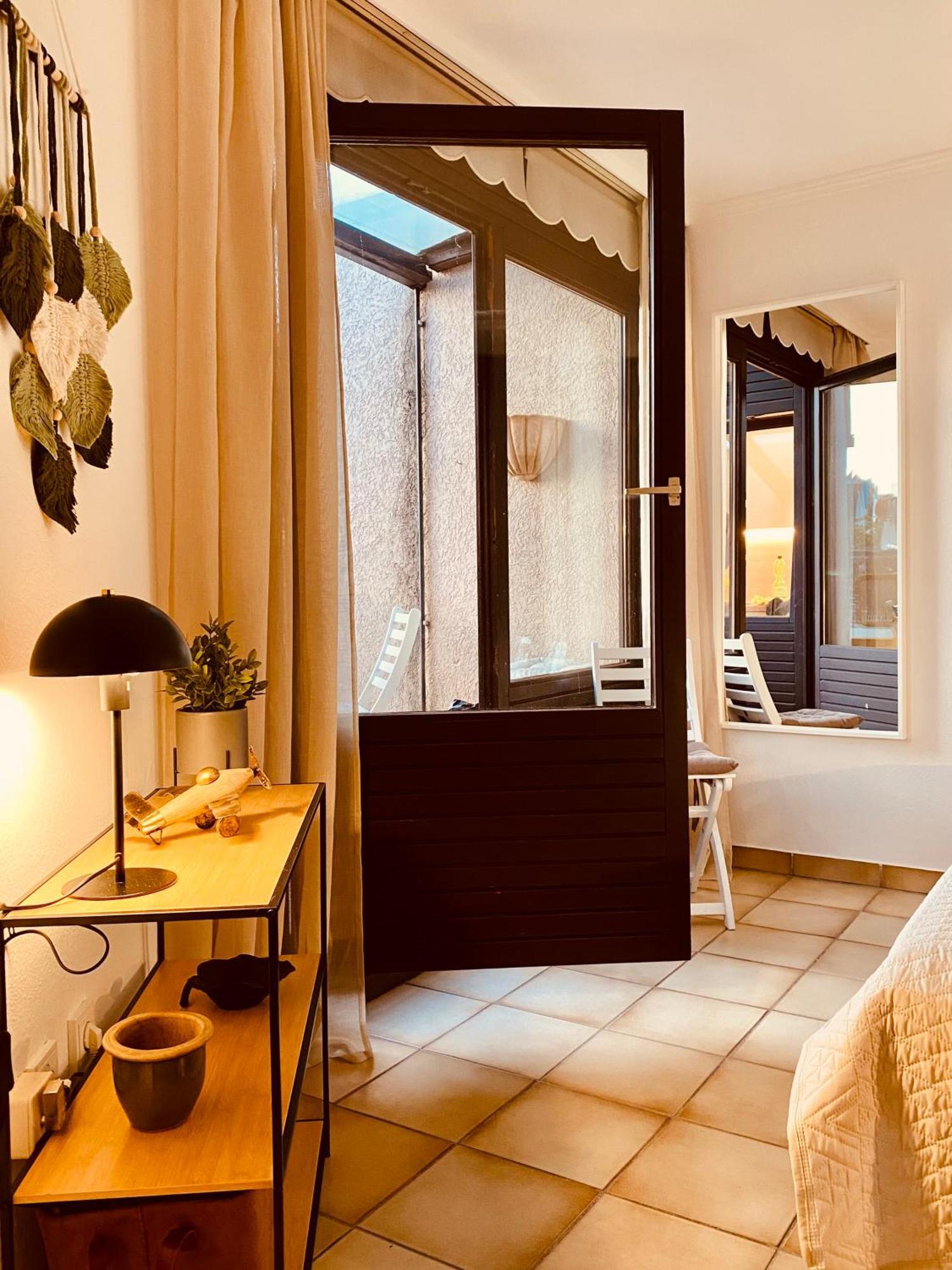 Living With Soul - Appartement Ueber Den Daechern Von Висбаден Екстериор снимка